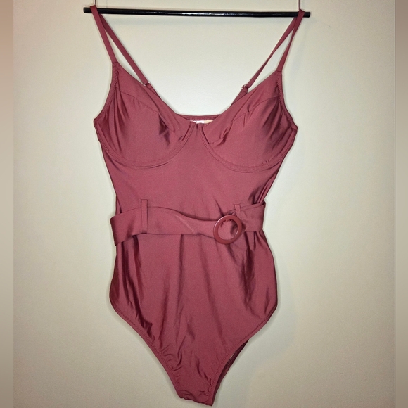 Shade And Shore Swimsuit Size Large 12-14 Belted Burgundy One Piece NWT - Picture 10 of 11